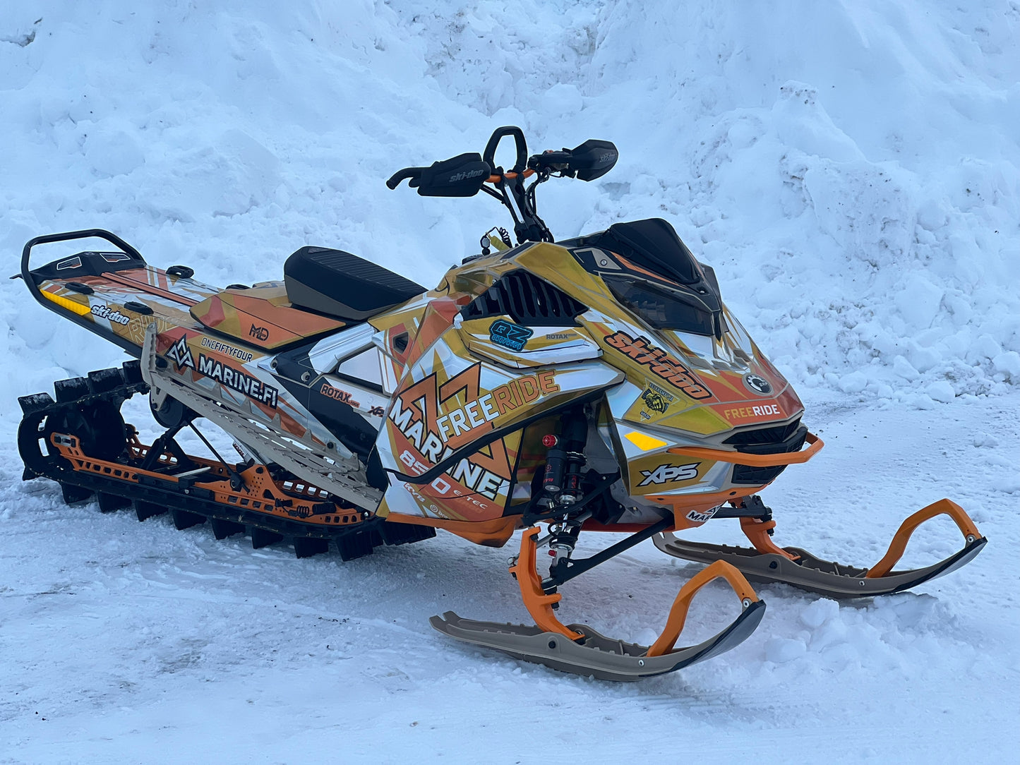 Custom Kelkkateipit