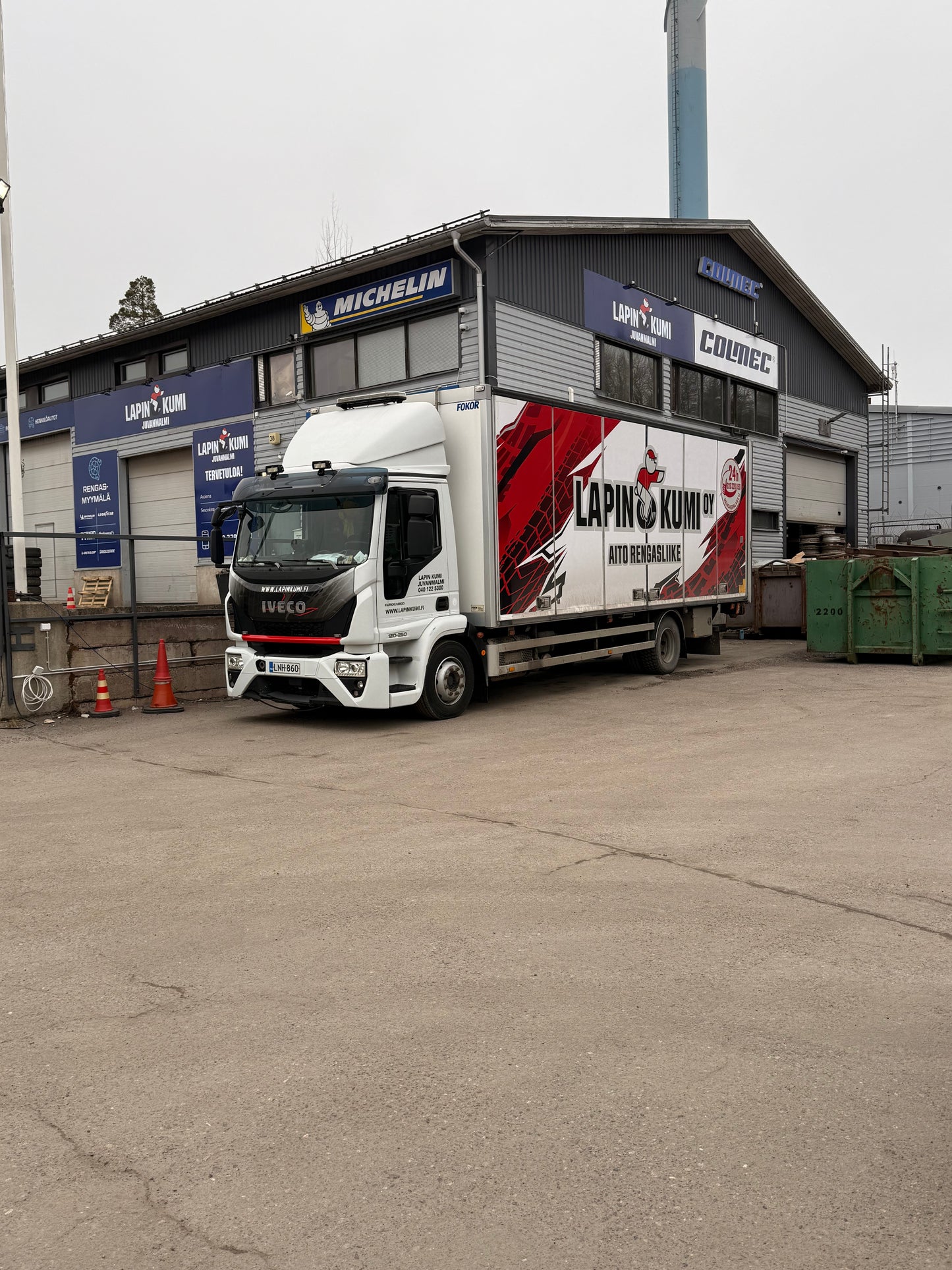 Teippaussuunnittelut autoihin